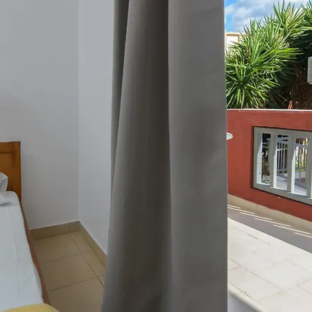 Haris Aparthotel 3*