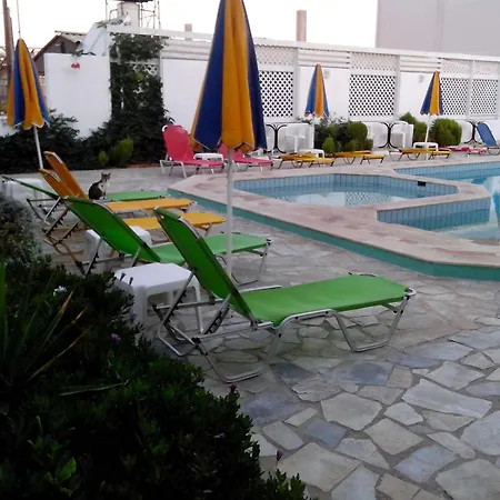 Aparthotel Haris 3*