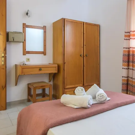 Haris Aparthotel