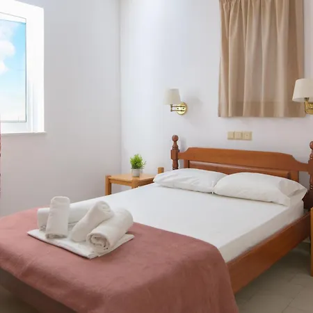 Aparthotel Haris 3*