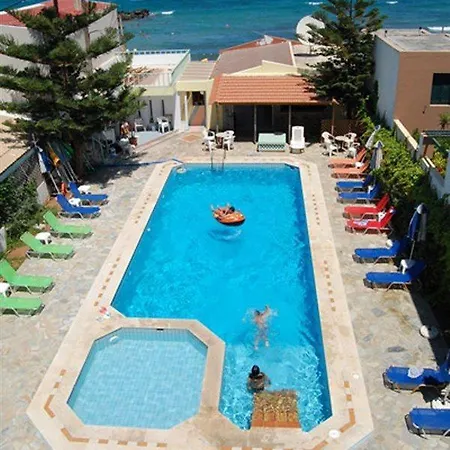 Haris Aparthotel 3*